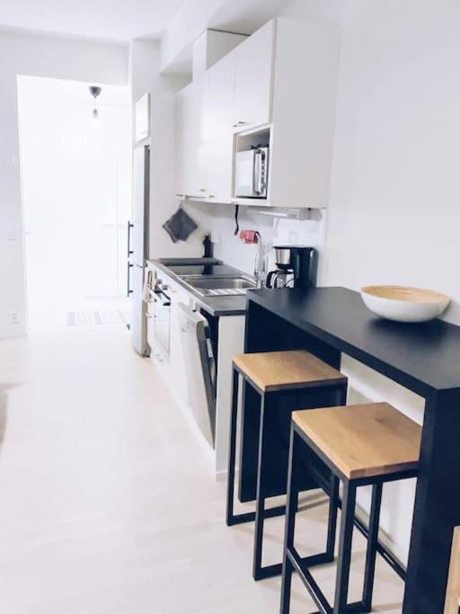 New Apartment Pearl Near Airport Vanda Exteriör bild